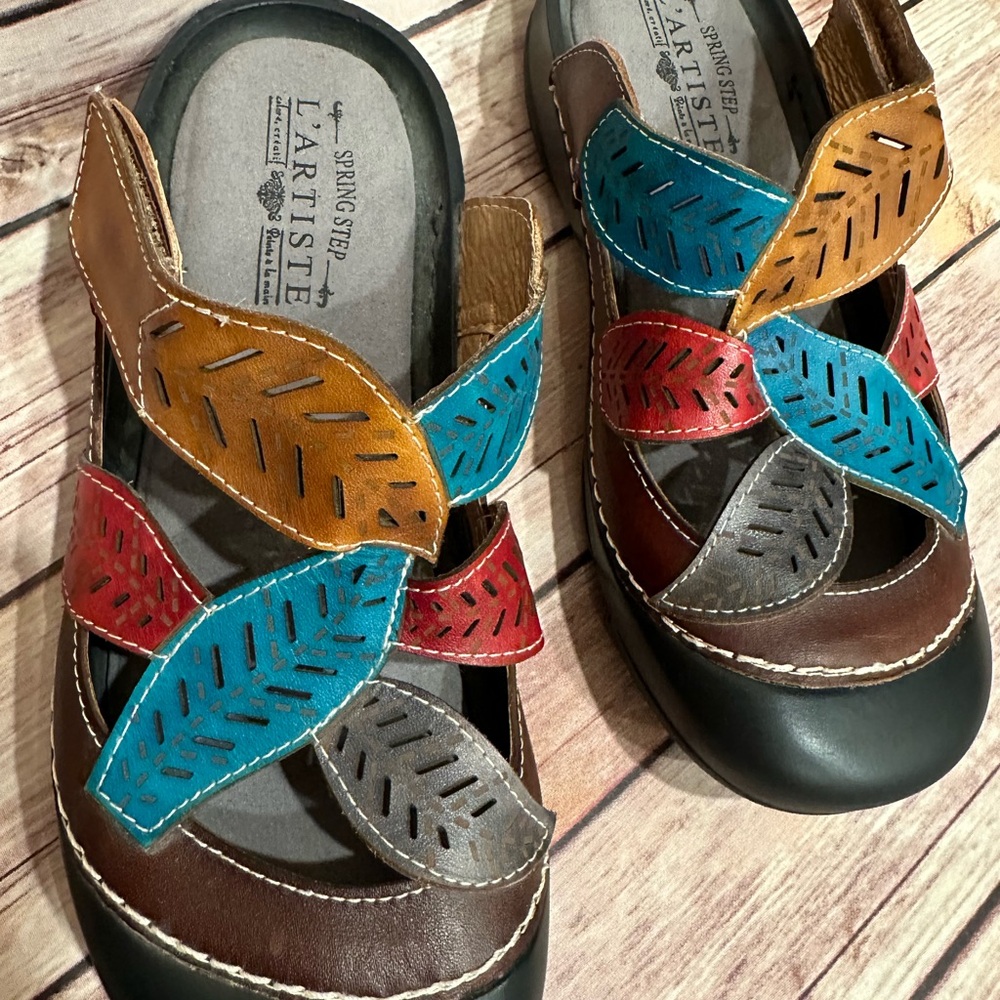 **NEW** Spring Step L’Artiste Colorful Leather Slip-On Sandals